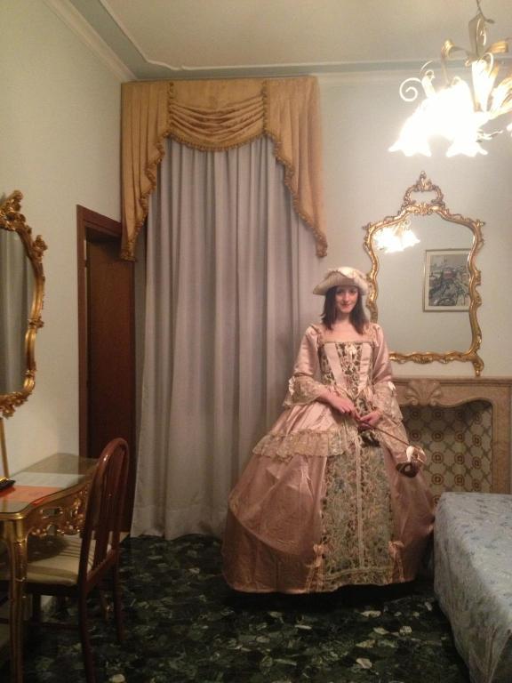 Hotel At Leonard Venice Room photo