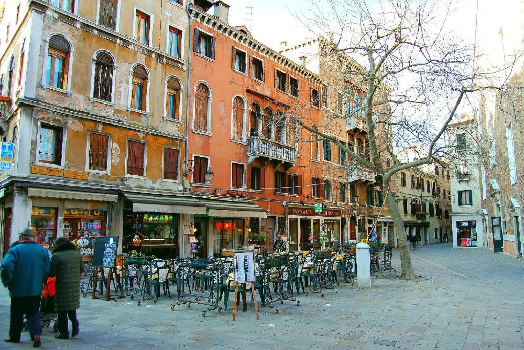 Hotel At Leonard Venice Exterior photo