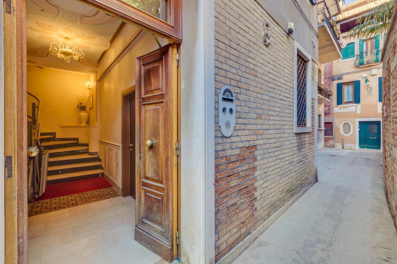 Hotel At Leonard Venice Exterior photo